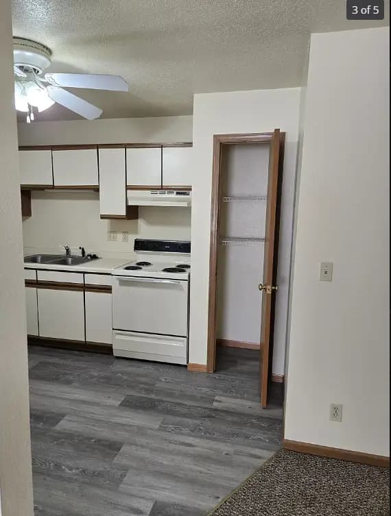 Burlington apartments for rent - Property image - 641 Foxtree Cir #2 - 2