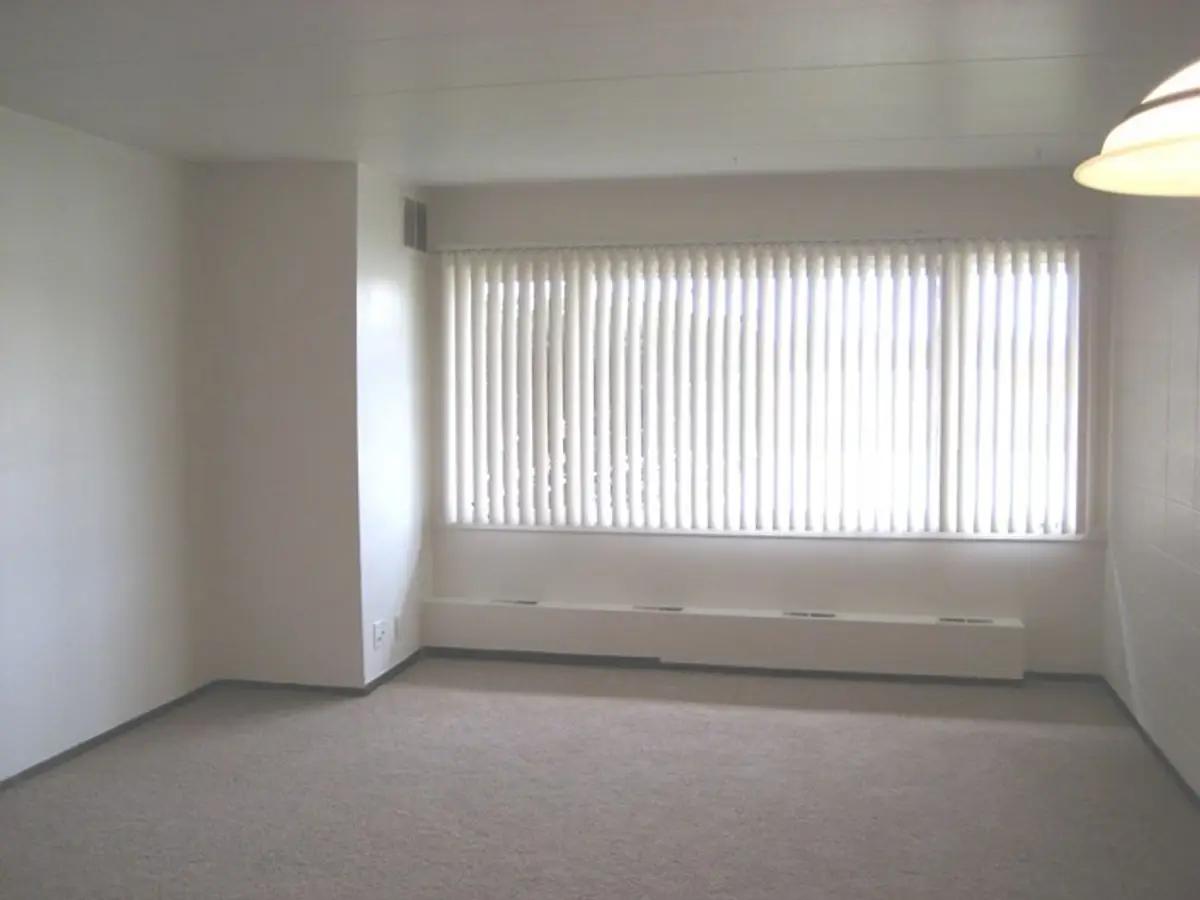 undefined apartments for rent - image - large (2).jpg - 2