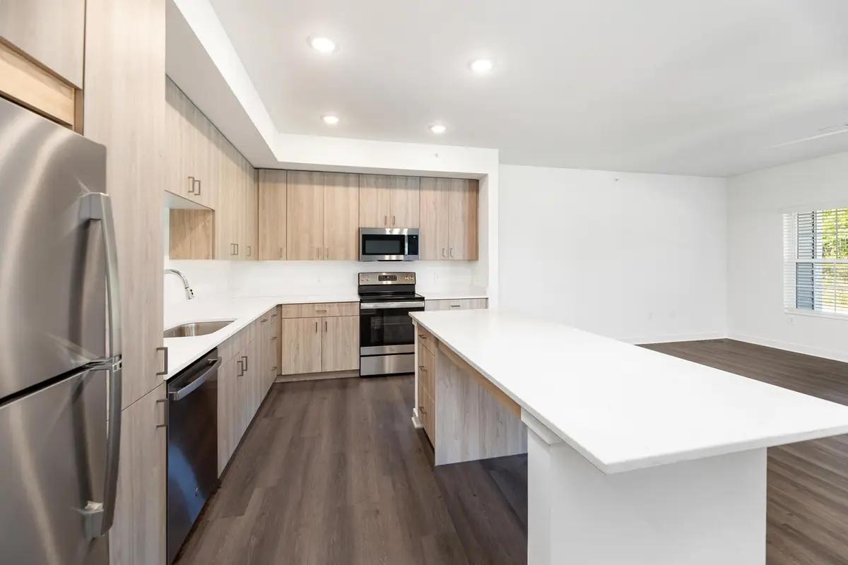 undefined apartments for rent - image - image (9).jpg - 3