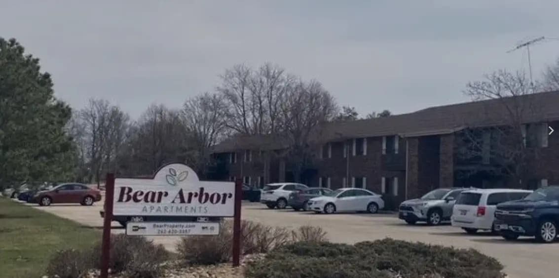 Bear Arbor Apartments - Apartment - 5
