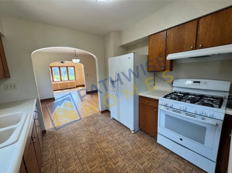 Burlington apartments for rent - image - 140-s-elmwood-ave-burlington-wi-building-photo (13).jpg