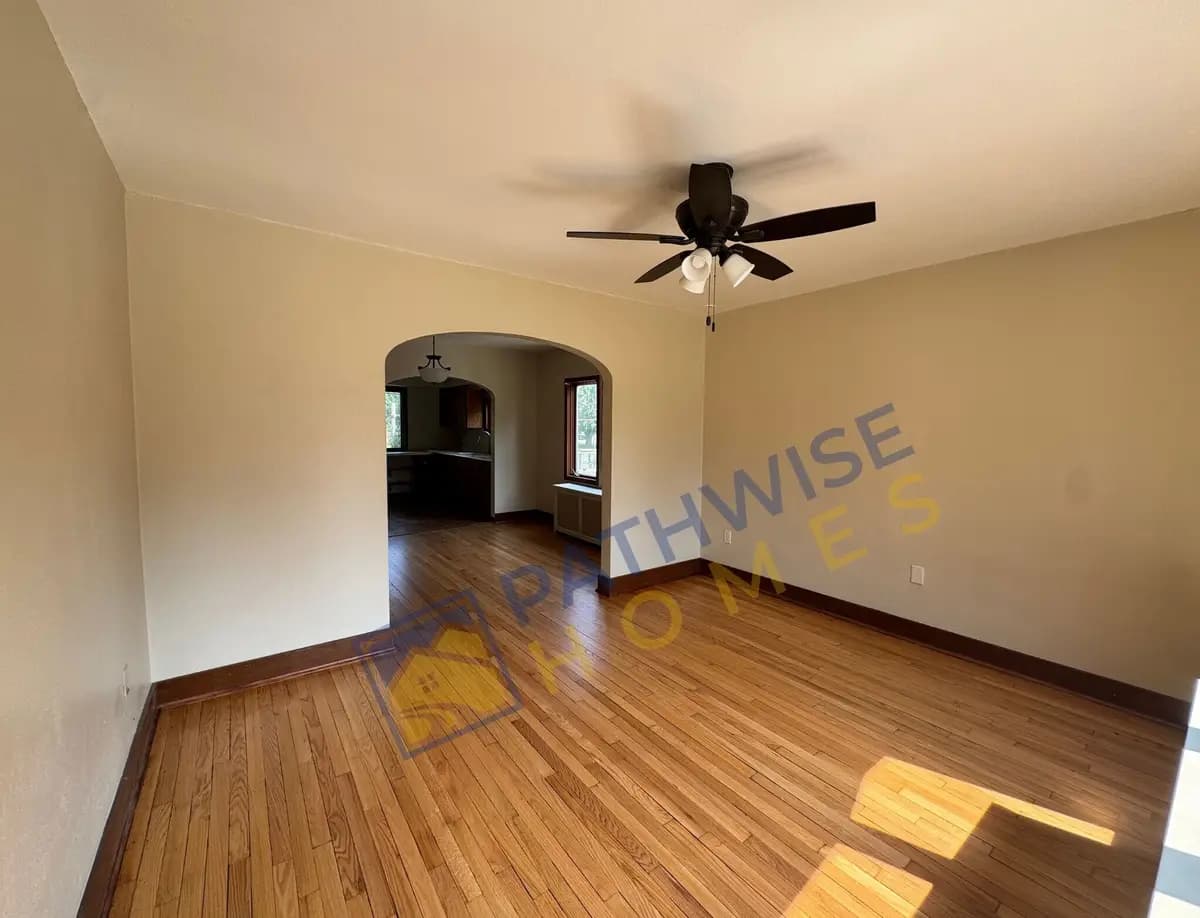 Burlington apartments for rent - image - 140-s-elmwood-ave-burlington-wi-building-photo (2).jpg